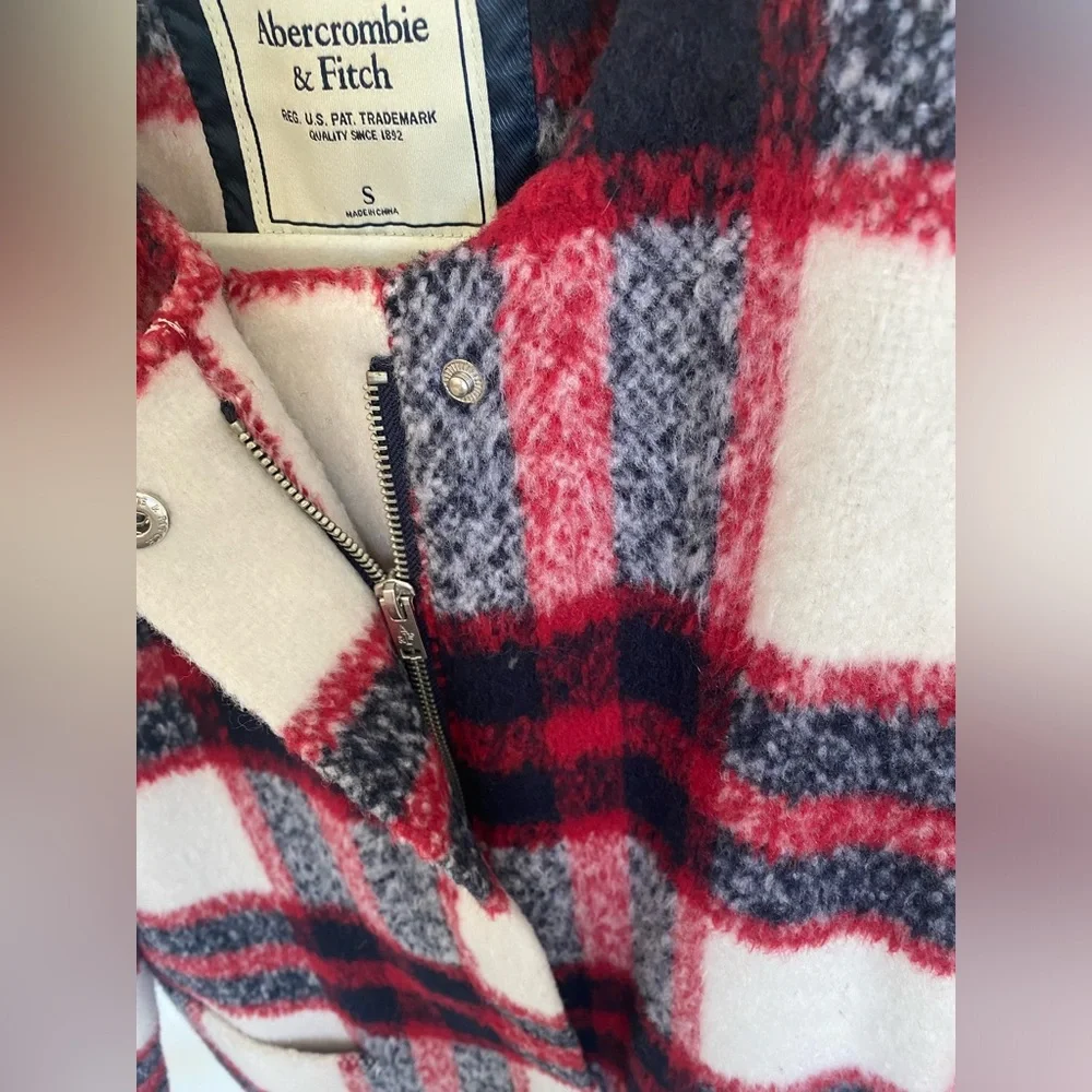 Abercrombie & Fitch Women’s Wool-Blend Coat - Size S - Picture 2 of 8